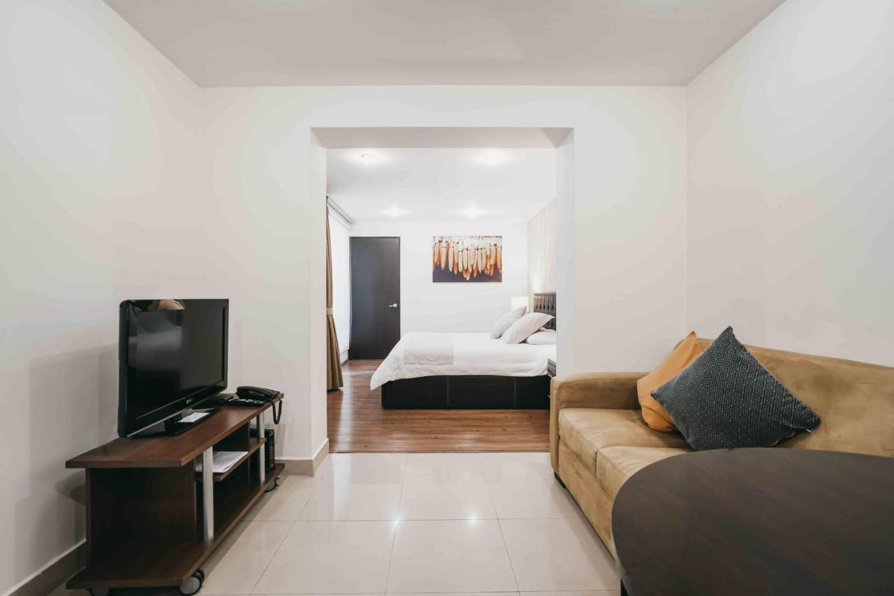 Suites Ciceron Мехико Экстерьер фото